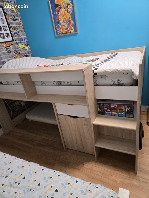 Lit avec matelas (image 1)
