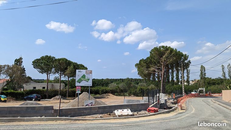 Terrain 400 m² Servian
