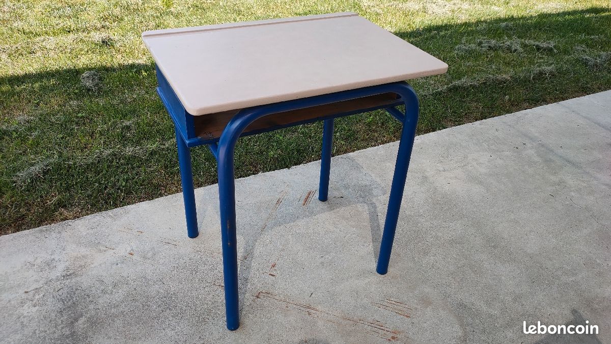 Bureau écolier en très bon état (image 1)