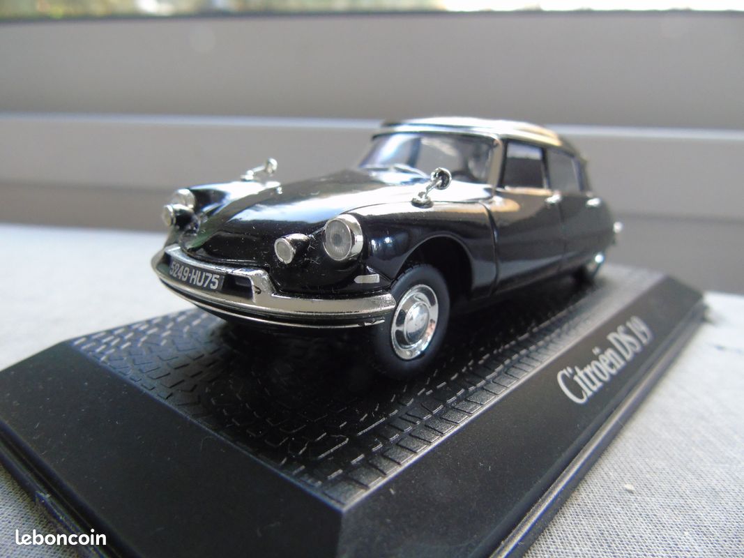 Peugeot - 504 Berline Tour de France 1969 - Modèle Presse - 1/43