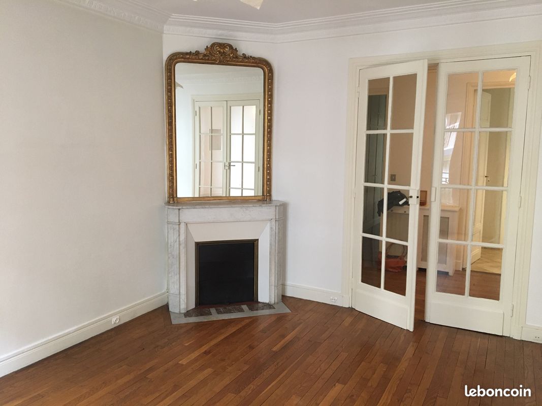 Appartement 3 pièces 79 m² · à Paris · 79 m² · 2 150 €/mois