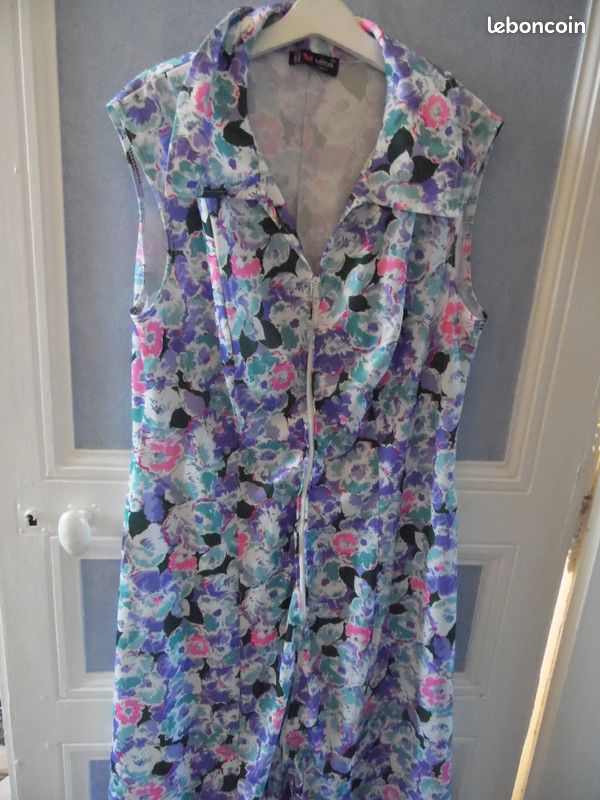 Robe Longue Vitos Taille 46 Bleue En Damas - Occasion En Très Bon état, Style élégant Pour Femme