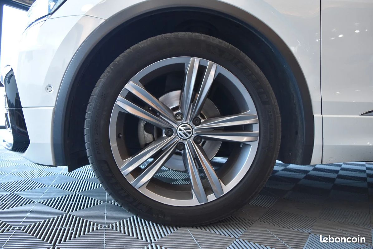 Volkswagen tiguan 2.0 tdi 150 dsg7 r-line (image 12)