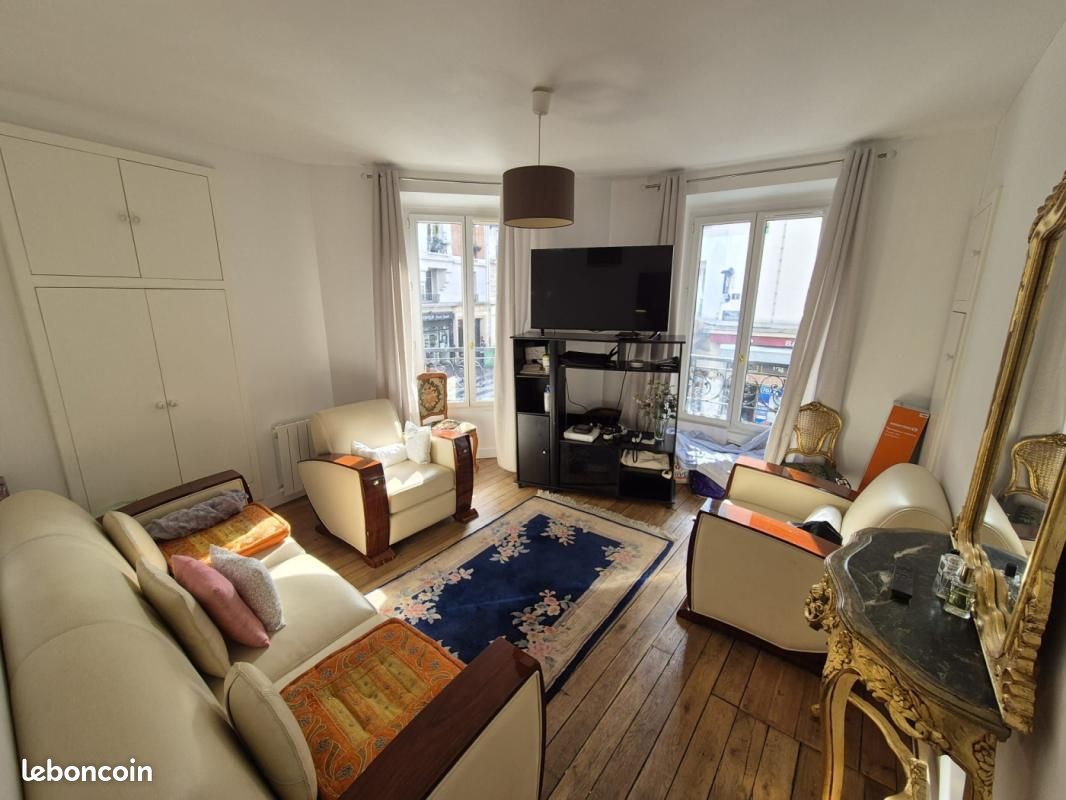 Appartement 2 pièces 43 m² · à Paris · 43 m² · 320 000 €