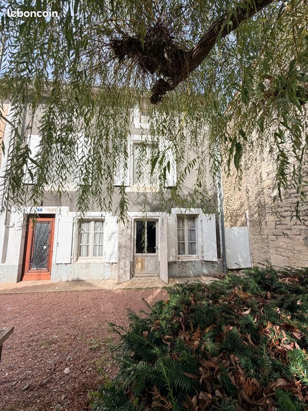 Maison 5 pièces 75 m² · à Beauvoir-sur-Niort · 75 m² · 76 650 €