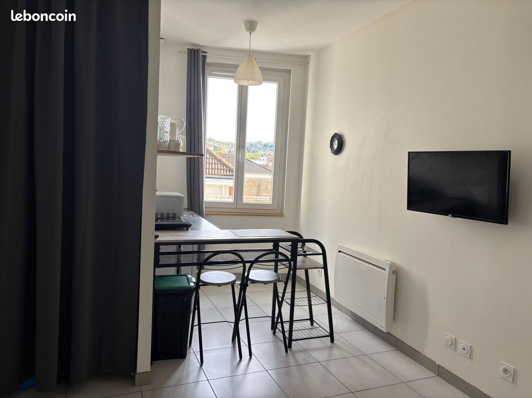 Appartement 1 pièce 20 m² · à Vichy · 20 m² · 360 €