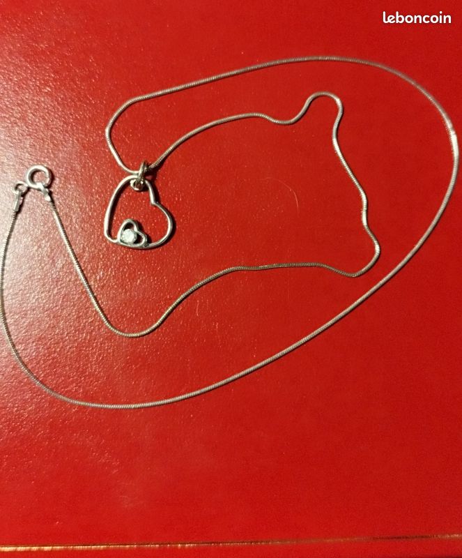 Collier Chaîne En Argent Poinçonné 48 Cm Avec Pendentif Coeur En Argent Et Zirconium - État Très Bon - Origine France
