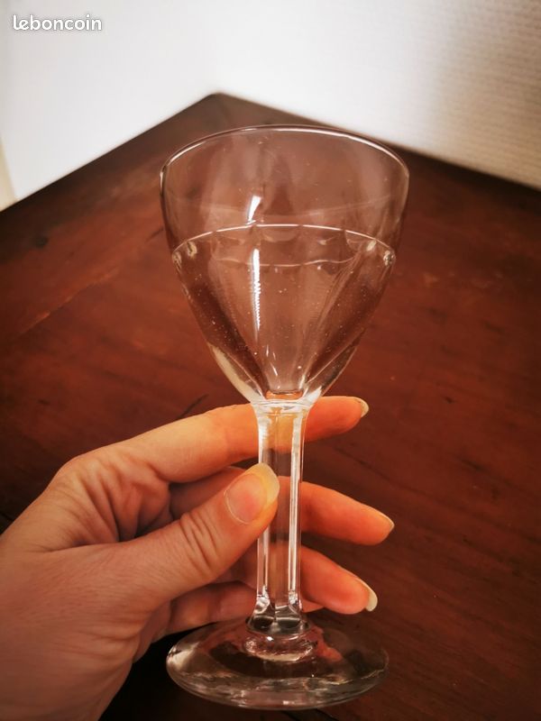 Lot 4 verres à vin ancien (image 2)