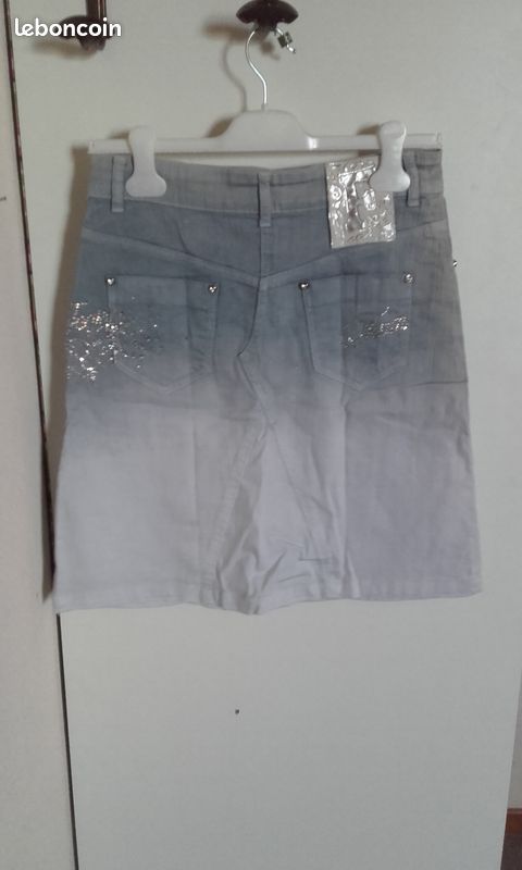 Jupe en jean grise - taille S/M (image 2)