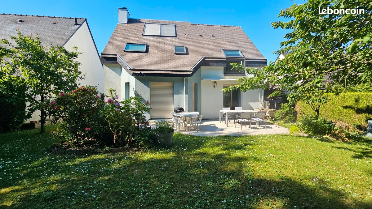 Maison 7 pièces 135 m² · à La Chapelle-des-Fougeretz · 135 m² · 382 000 €