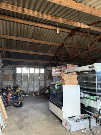 https://img.leboncoin.fr/api/v1/lbcpb1/images/26/5a/d2/265ad2d57ada94cd9244b1e5b82f6fc968445d80.jpg?rule=ad-image