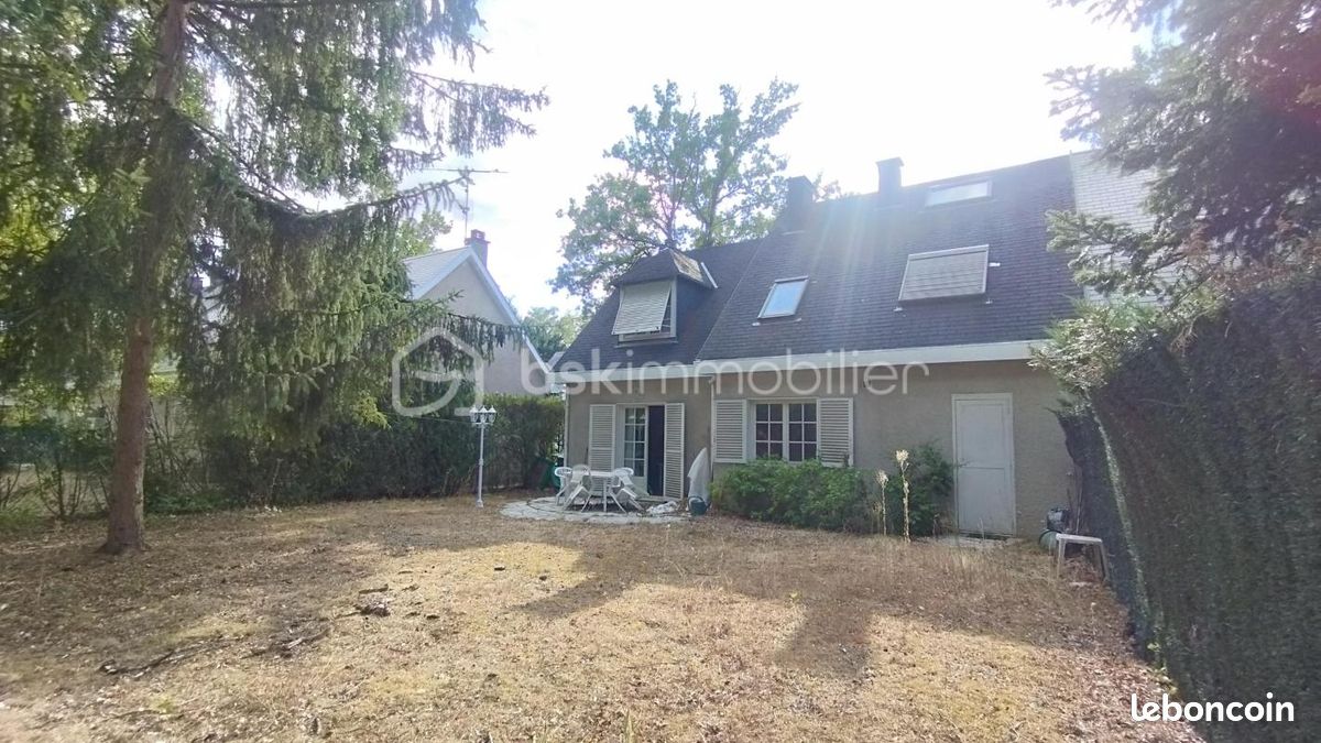Maison 4 pièces 111 m² · à Orléans · 111 m² · 246 500 €