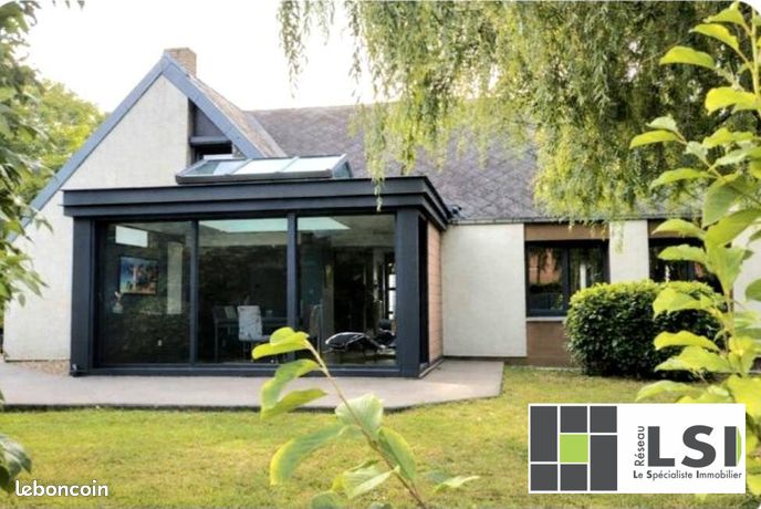 Maison 10 pièces 165 m²