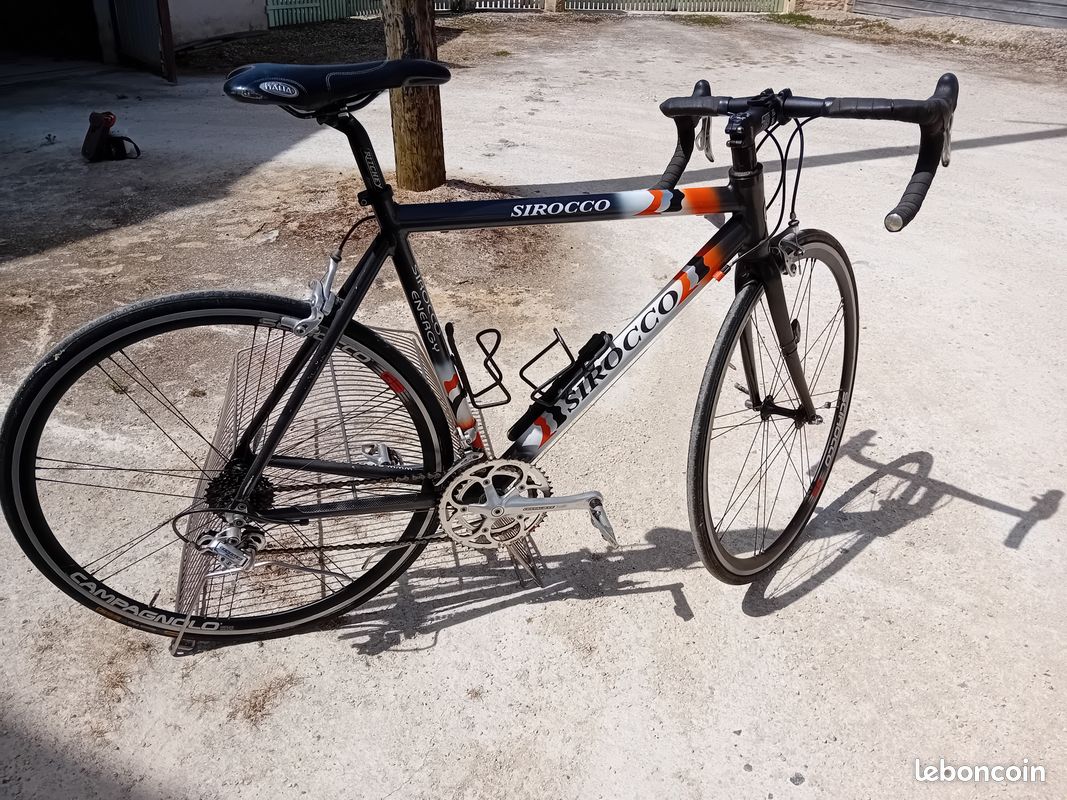 Vélo KUOTA KUEEN-K carbone noir