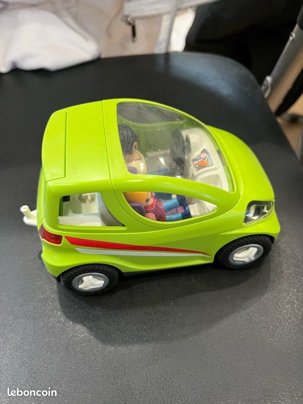 Voiture playmobil avec personnages (image 3)