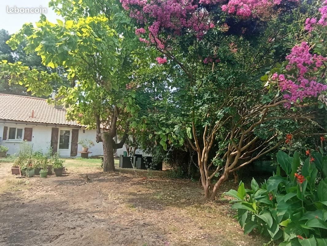 Maison 5 pièces 159 m² · à Consac · 159 m² · 139 900 €