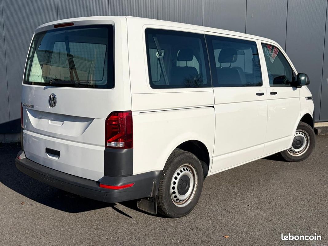 VOLKSWAGEN TRANSPORTER T6 MINIBUS 8 Places 2.0 TDI 110 Business Line (image 19)
