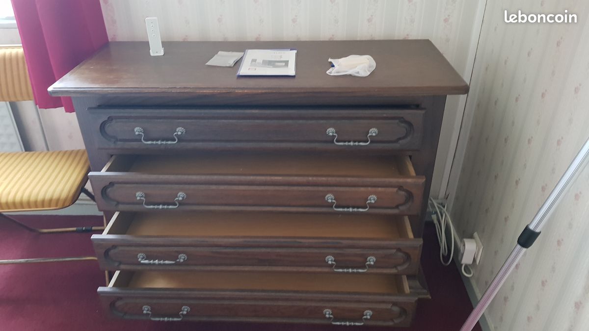 Commode en bois (image 2)