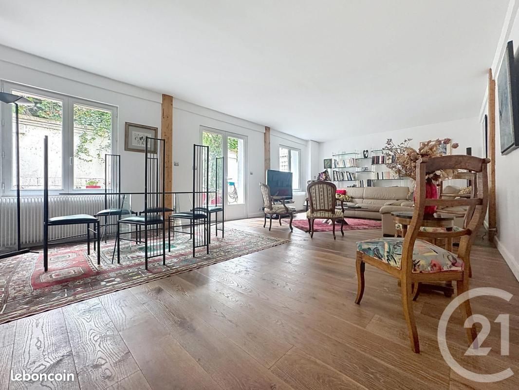 Maison 6 pièces 175 m² · à Paris · 175 m² · 1 790 000 €