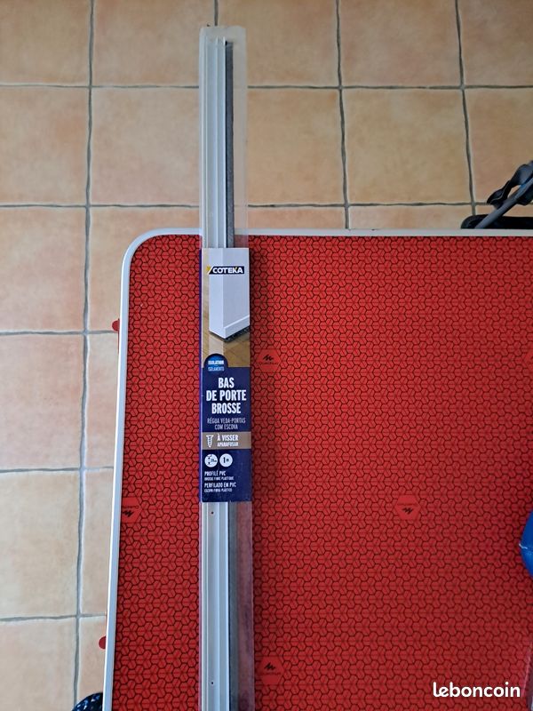 Bas de porte brosse (image 1)