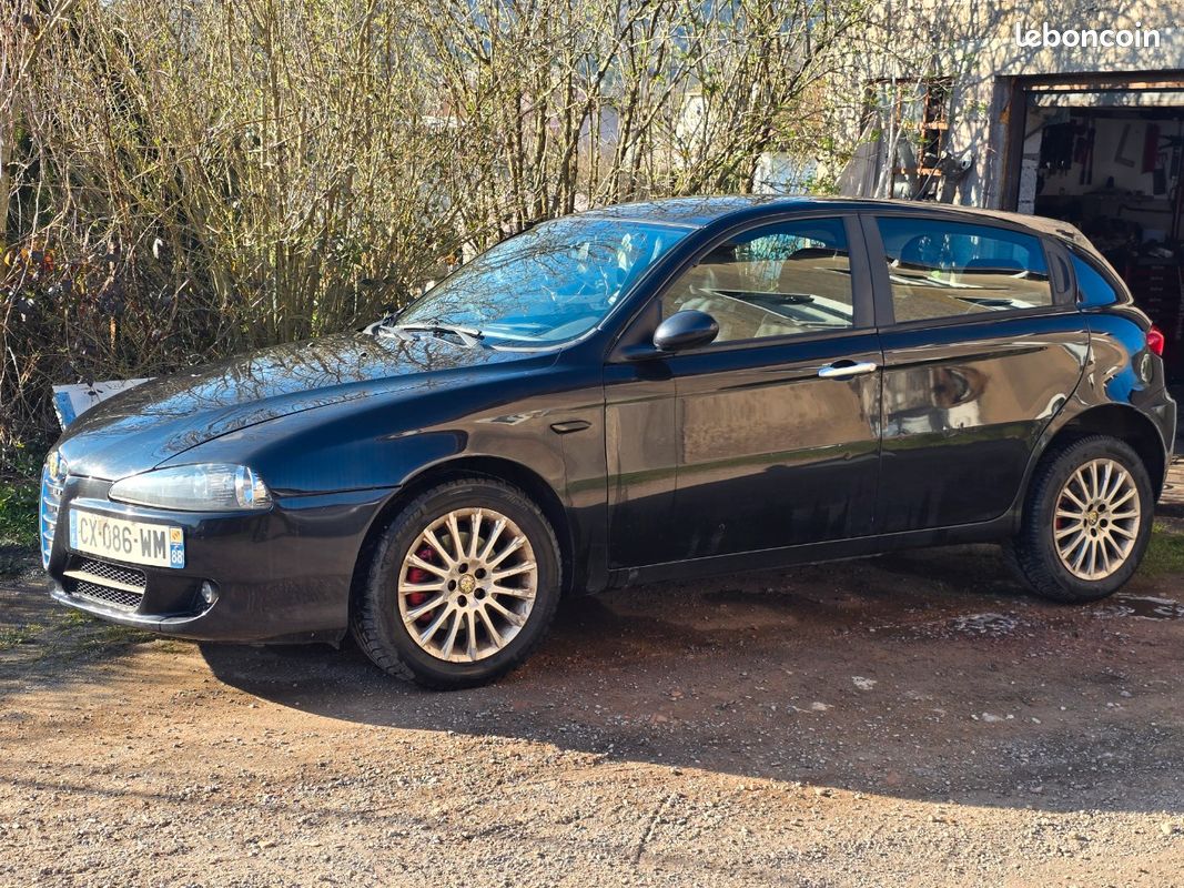 Alfa 147 jtdm 1.9l boite 6 (image 1)