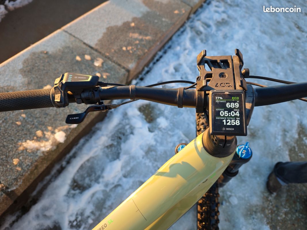 VTT eMTB - E-mountain bike CUBE (image 7)