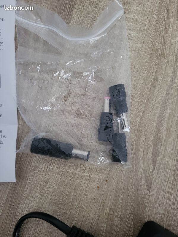 Chargeur PC universel (image 2)