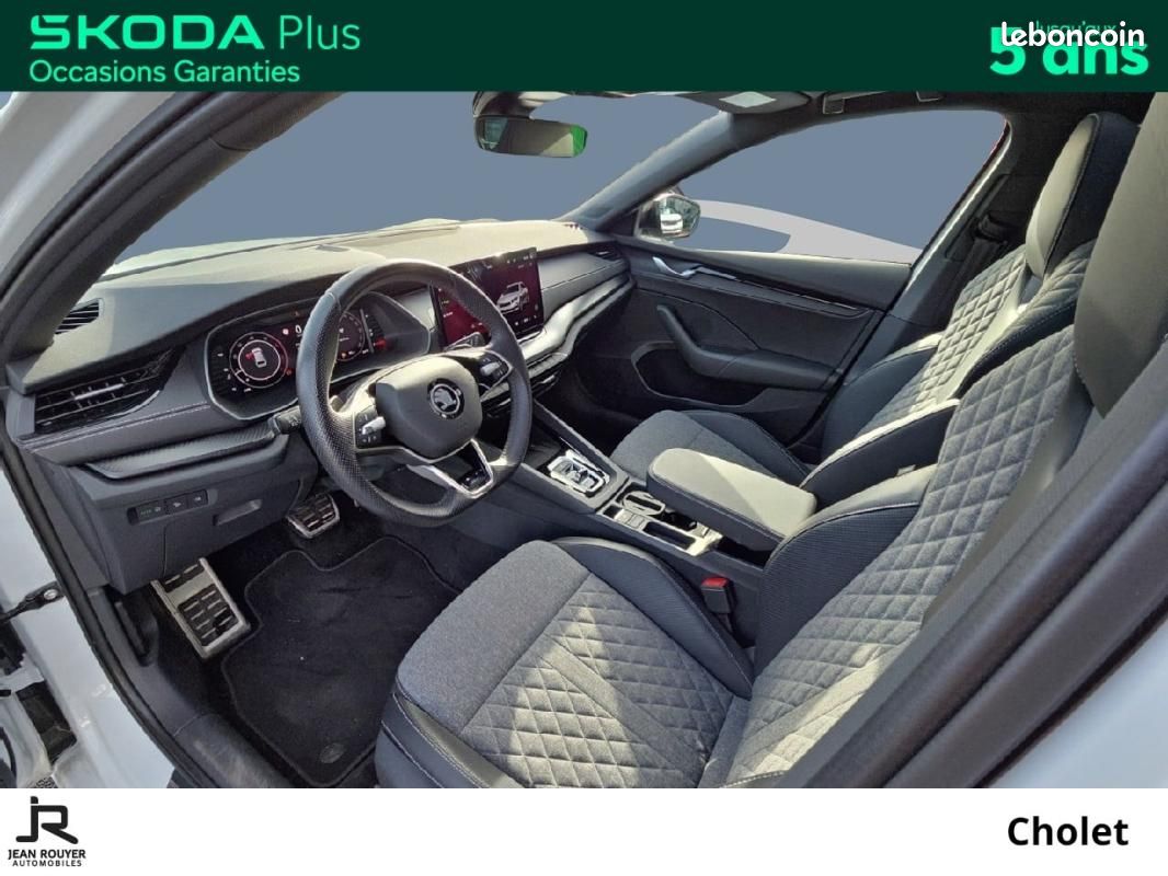 Skoda Octavia COMBI 2.0 TDI 150 ch SCR DSG7 Sportline (image 10)