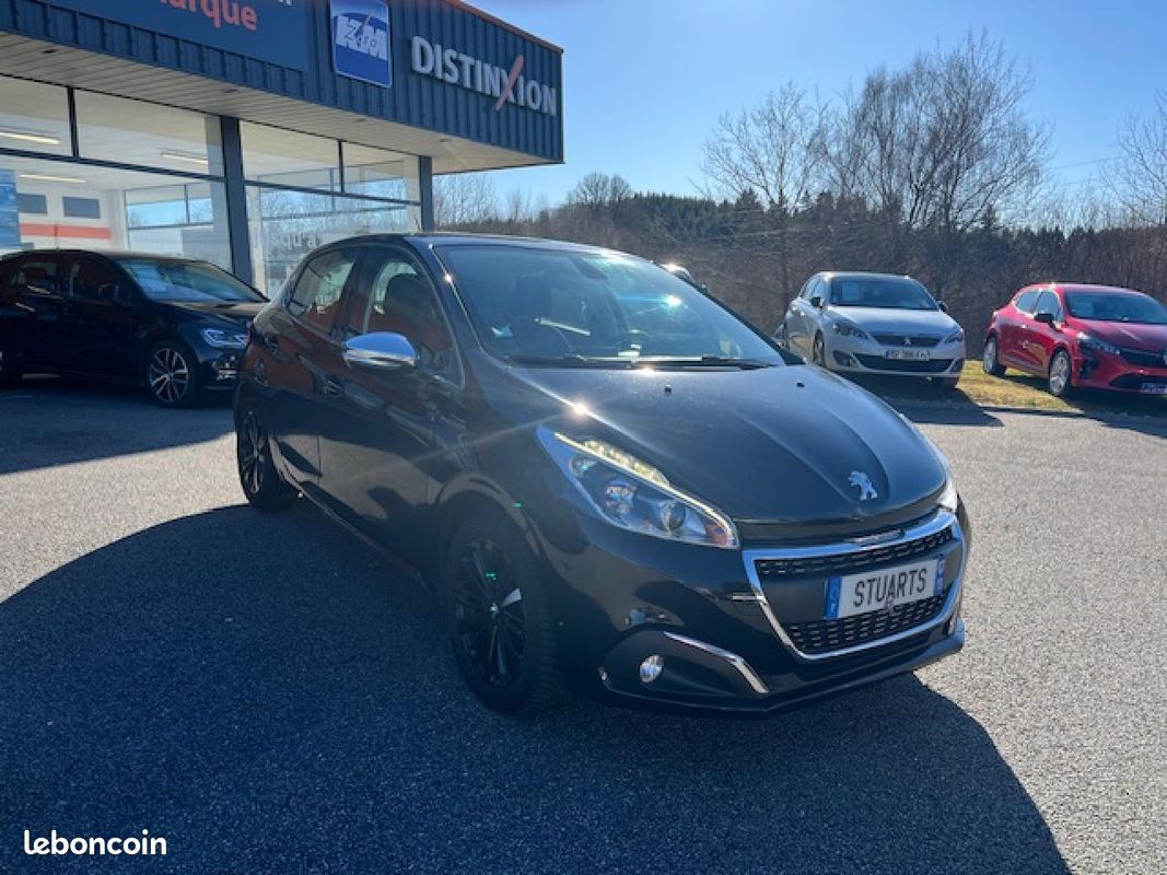 PEUGEOT 208 1.2i Pure Tech - 110 Allure + Apple CarPlay + Radars Arrière + Clim Auto (image 11)