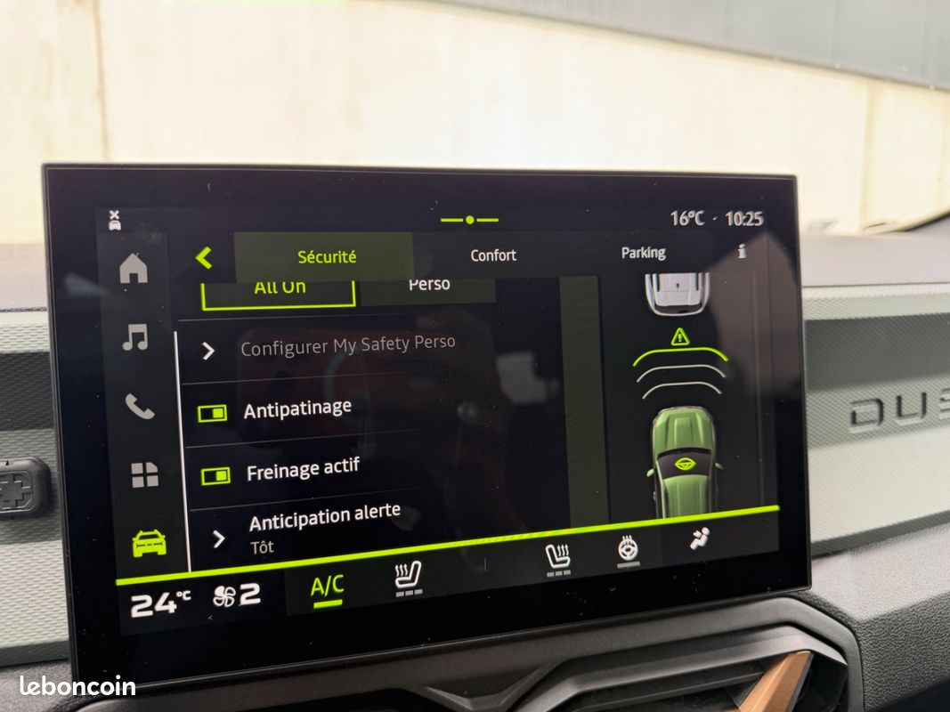 DACIA DUSTER TCe 141cv Hybride 4x2 EDC Extreme - Sièges Volant chauffants / CarPlay / Caméra 360 - (image 23)