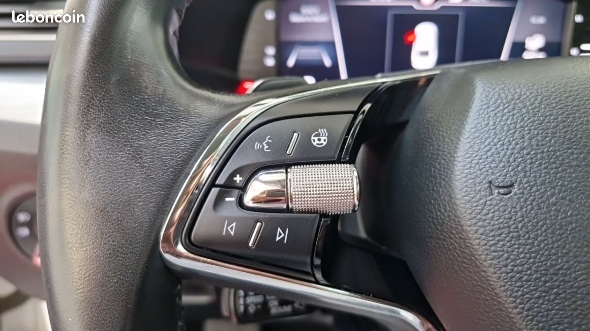 Skoda Superb 1.4 TSI PHEV 218ch DSG6 Business (image 13)