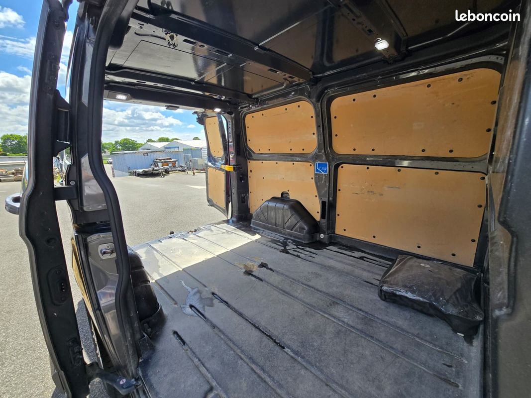 Ford transit custom fgn 280 l1h1 limited 2.0 ecoblue 130 bvm6 - tva recuperable (image 9)