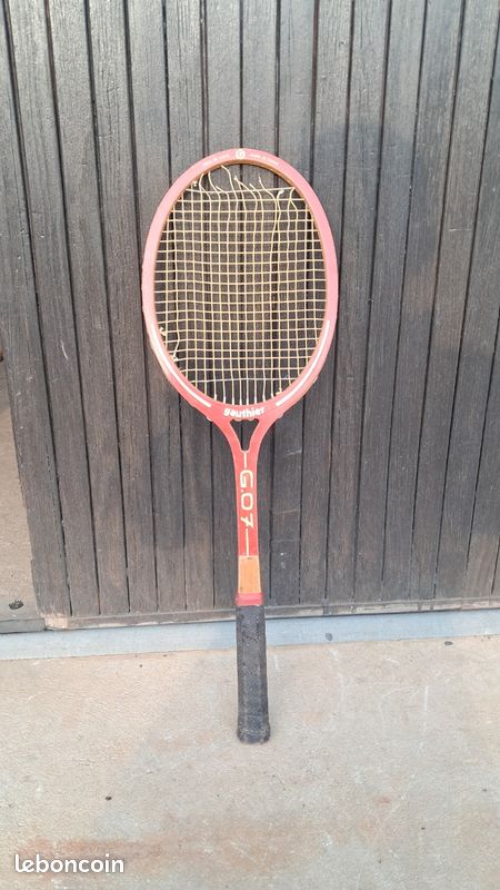 Raquette de tennis en bois kroydon tournament vintage des