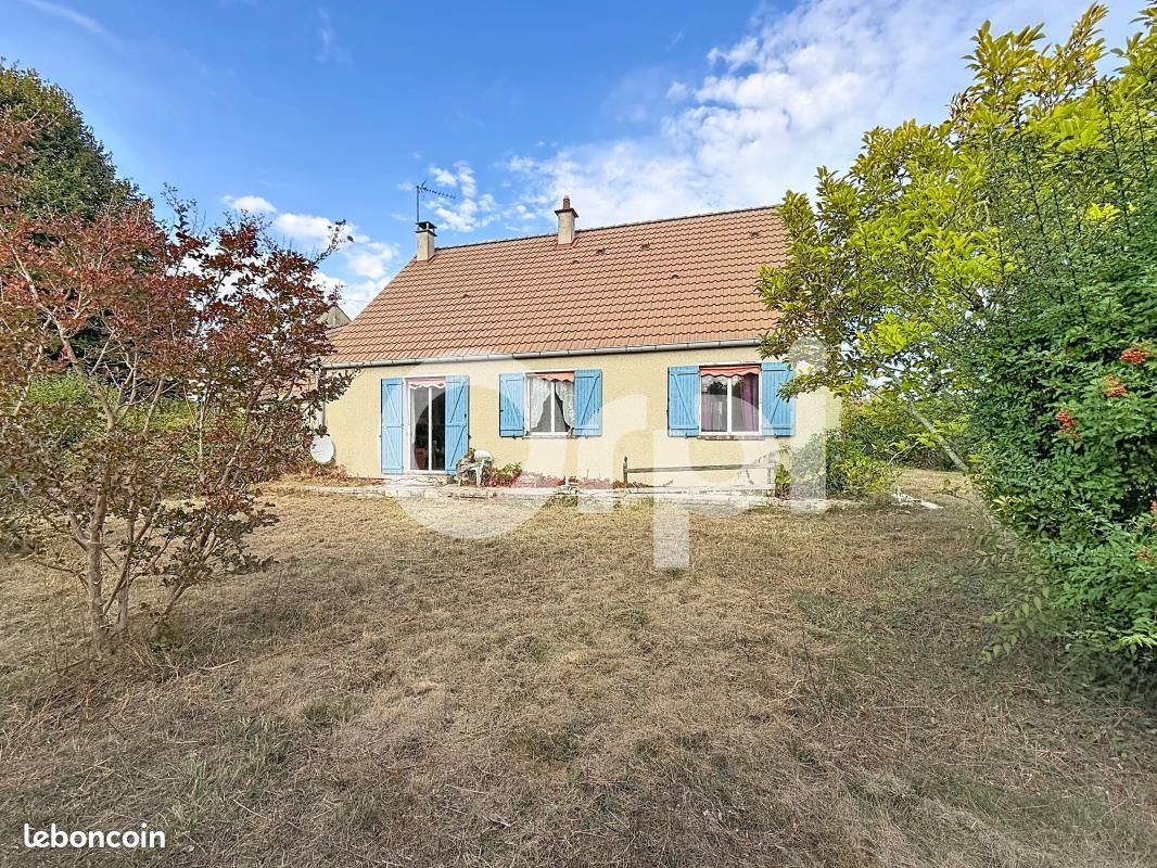 Maison 4 pièces 92 m² · à Villeneuve-la-Guyard · 92 m² · 170 000 €