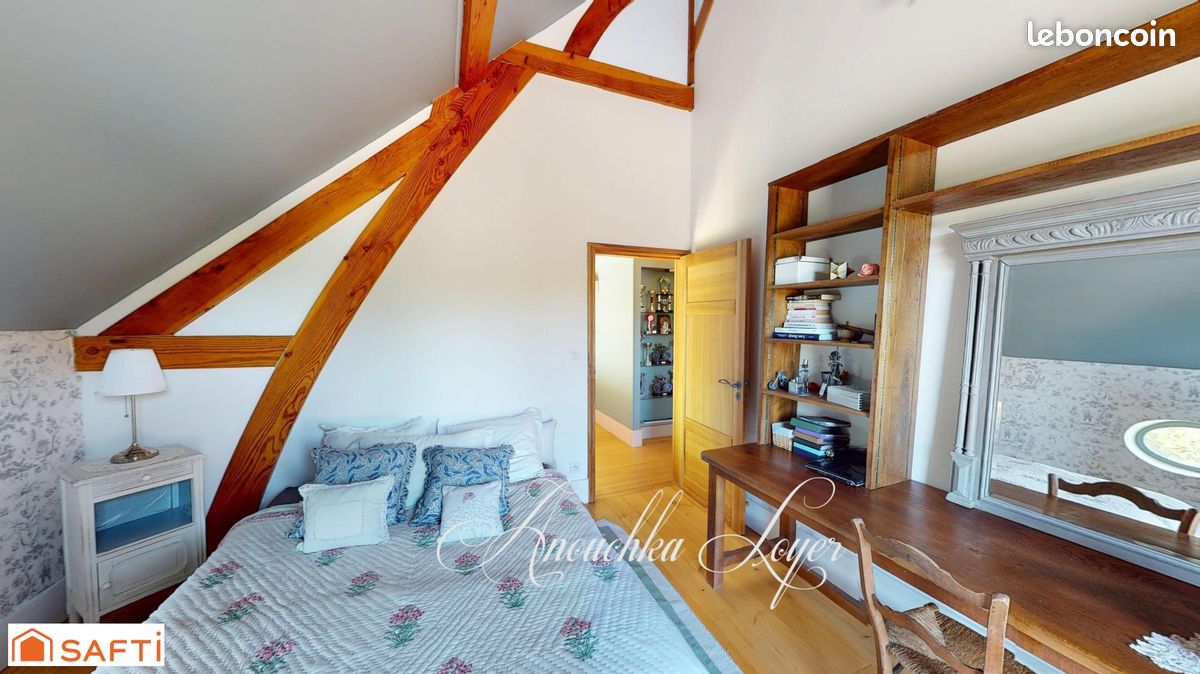 Propriété 9 pièces 308 m² (image 12)