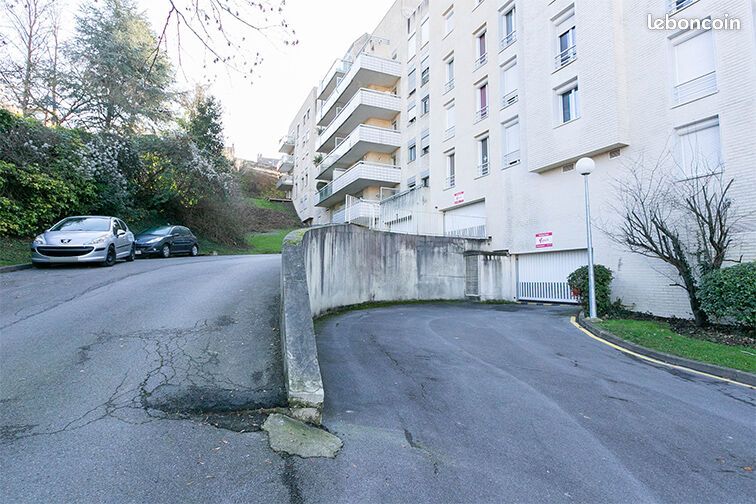 Parking Issy Les Moulineaux · à Issy-les-Moulineaux · 104 €/mois
