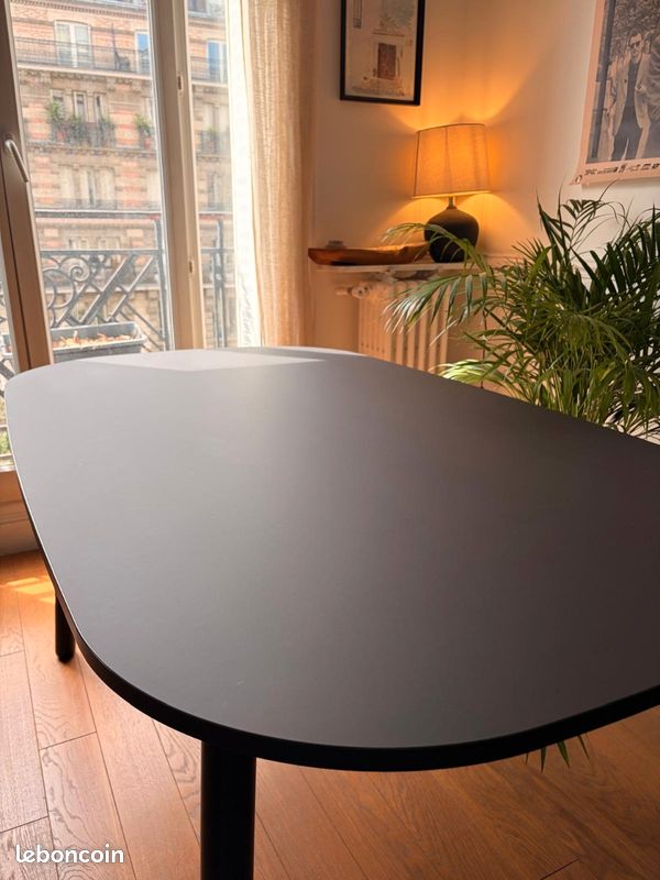 Table noire Vedbo 6 personnes (image 2)