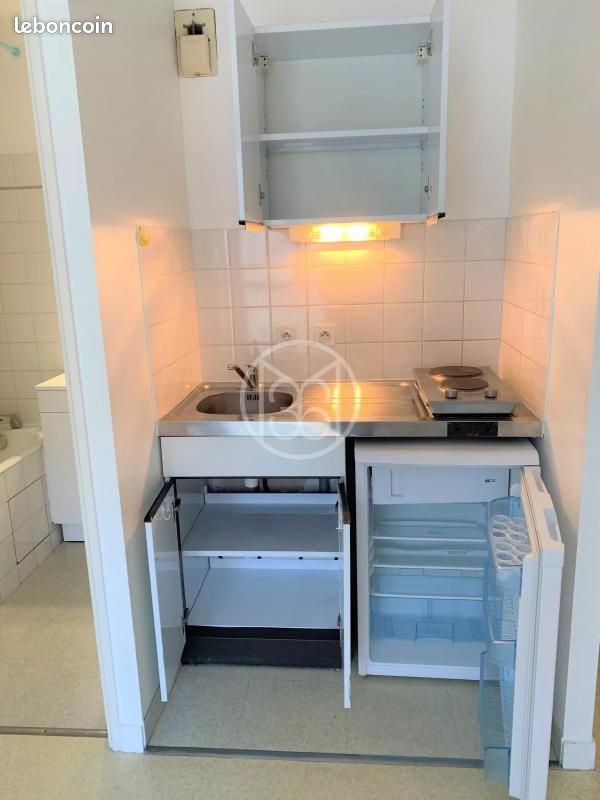 Studio 1 pièce 23 m² - Poitiers 86000 (image principale 3)