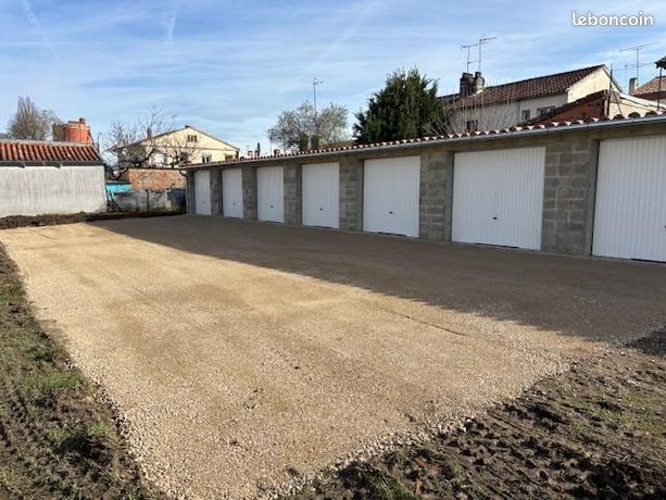 Parking 6 m² CASTELSARRASIN