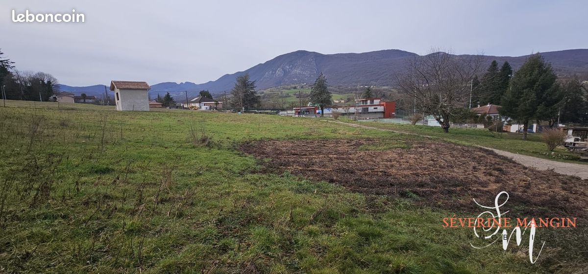 Terrain 4480 m² · à Saint-Jean-en-Royans · 4 480 m² · 205 000 €