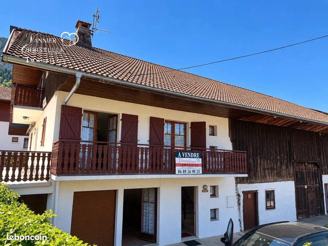 Maison 130 m² · à Thollon-les-Mémises · 130 m² · 299 000 €