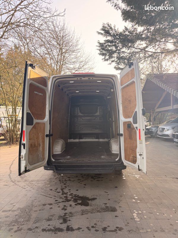 Volkswagen Crafter Van L3H3 3.5T 2.0 TDI 177ch Business 2019 – photo 4