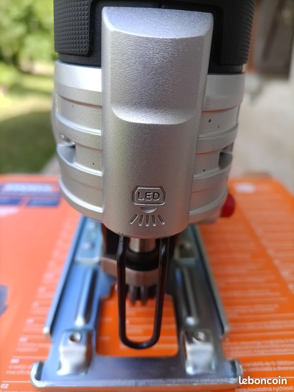 Scie sauteuse sans fil Worx + batterie + chargeur (image 9)