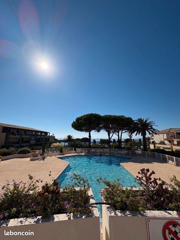 Appartement 1 pièce 26 m² · à Roquebrune-sur-Argens · 26 m² · 169 000 €