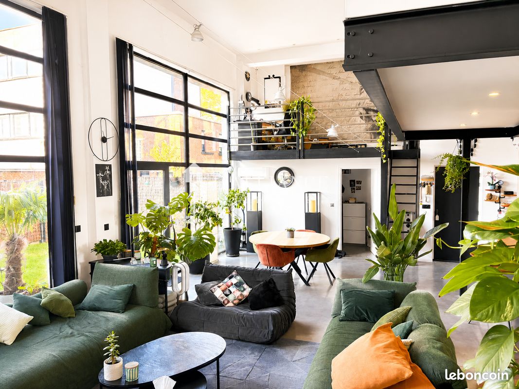 Maison 6 pièces 185 m² · à Croix · 185 m² · 495 000 €