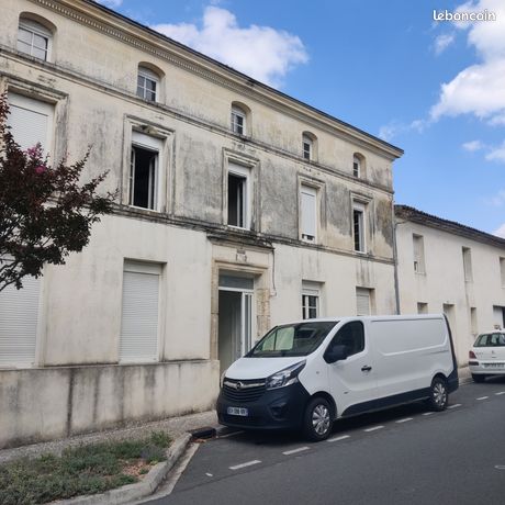 https://img.leboncoin.fr/api/v1/lbcpb1/images/26/78/ba/2678ba711f637849177c74ccc1ac5cc8cb8629bf.jpg?rule=ad-image