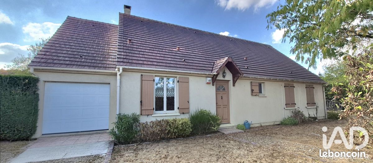 Maison 5 pièces 114 m² · à Villeneuve-les-Sablons · 114 m² · 270 000 €