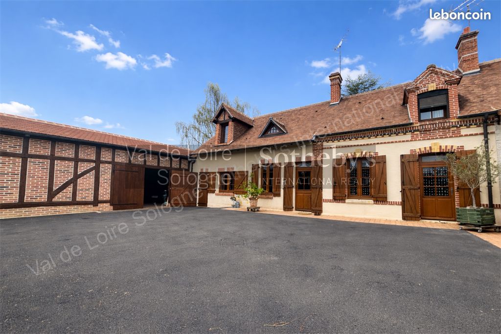 Maison 6 pièces 161 m² · à Neung-sur-Beuvron · 161 m² · 388 500 €