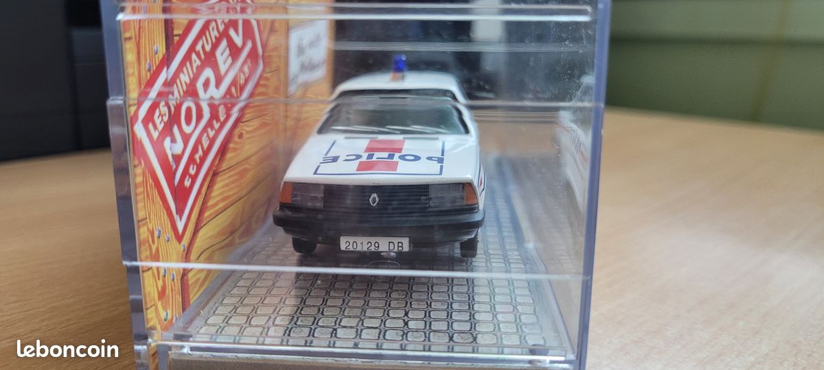 Renault 18 Break JetCar Norev 1/43 - Collection Renault 18 Break JetCar Norev 1/43 - Collection