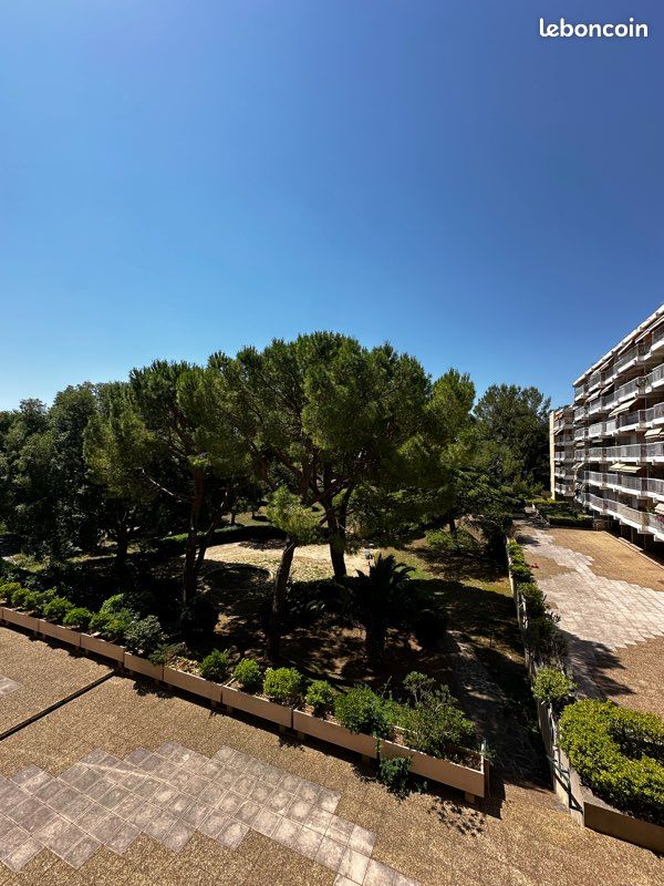 Appartement 3 pièces 84 m² · à Marseille · 84,3 m² · 215 000 €